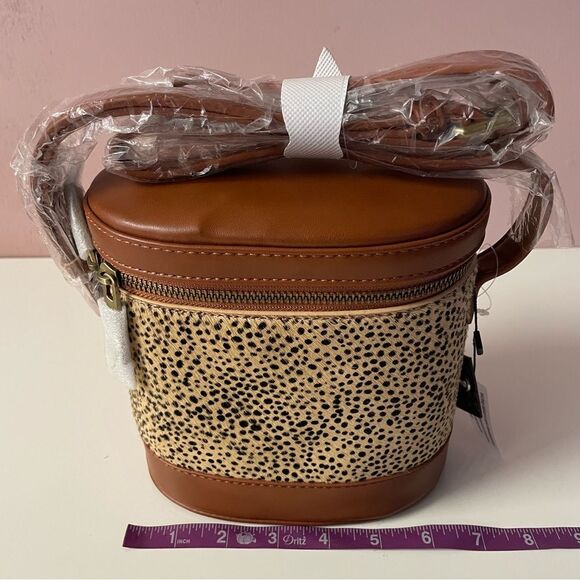 Street Level Faux Hair Brown Faux Leather & Tan Cheetah Print Bucket Bag NWT - Picture 7 of 9